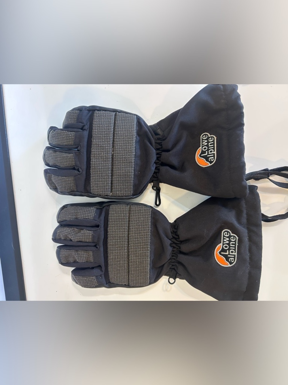 Lowe Alpine Storm Winter Waterproof Gloves Skiing Snow Snowmobile M -L Gauntlet